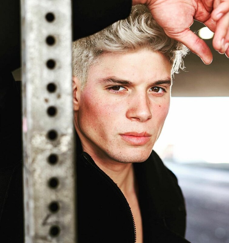 Joe D Martinez at Raw Connects (7)