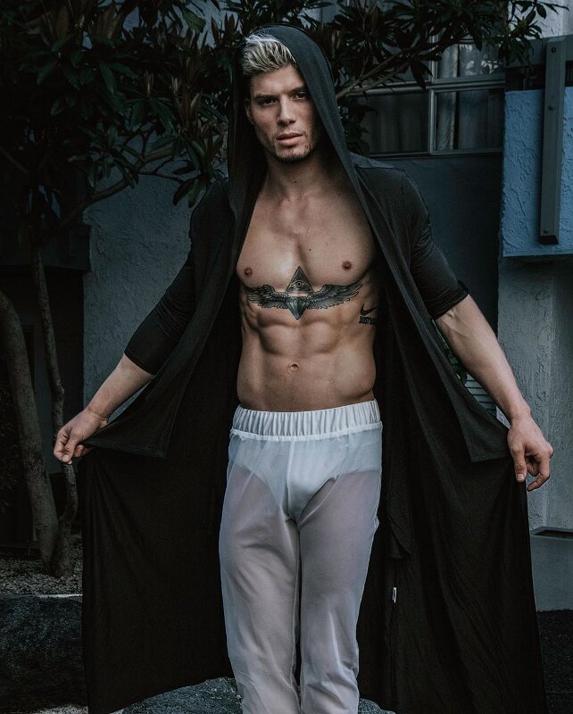 Joe D Martinez for Avant Magazine (8)