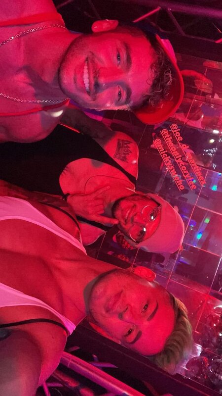 Joe D Martinez at Micky's (4)