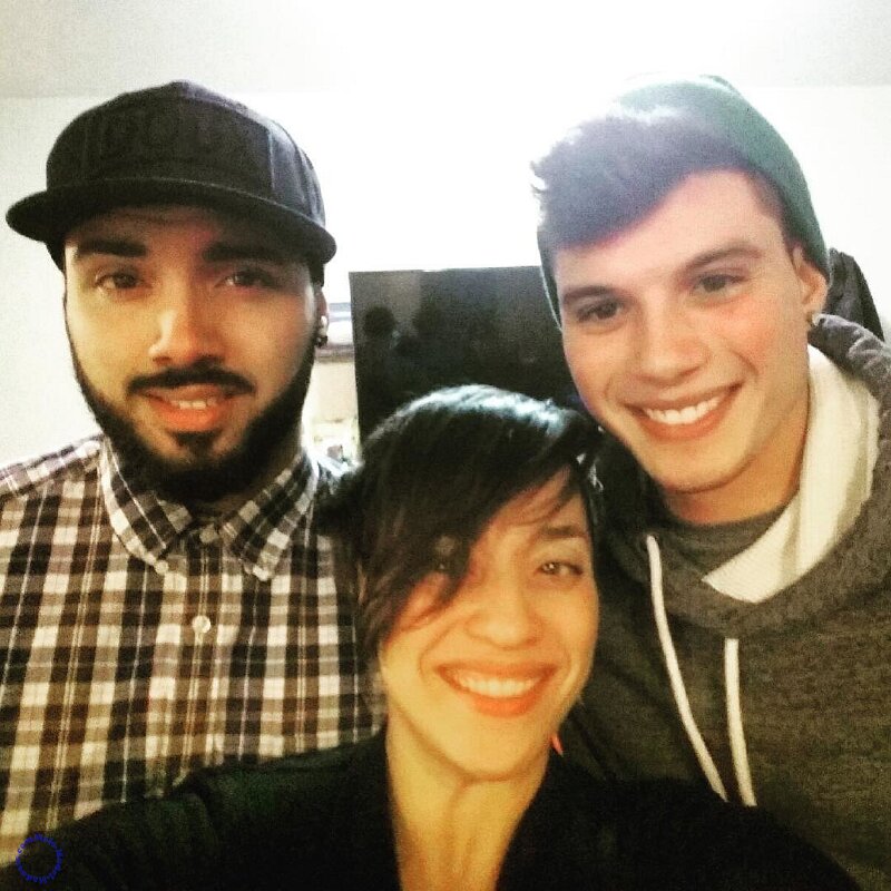 Friends (25)