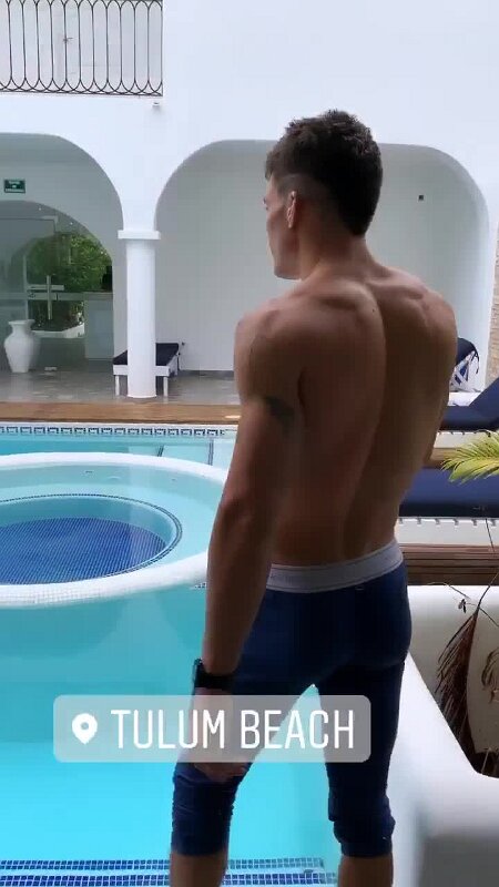 Play video