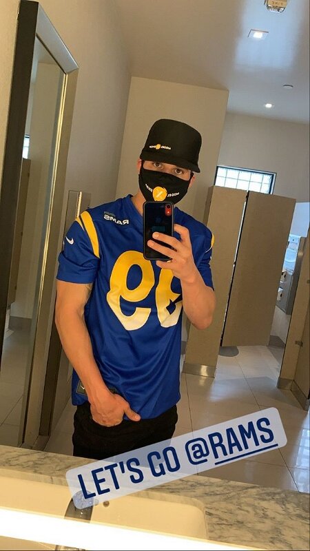Joe D Martinez Selfies (316)