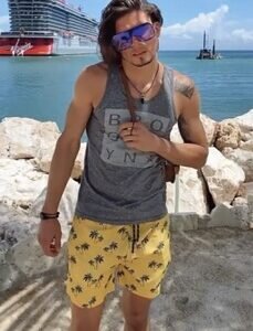 Joe D Martinez Model X shop (40)