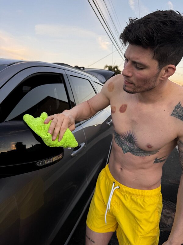 artinez OnlyFans (963)